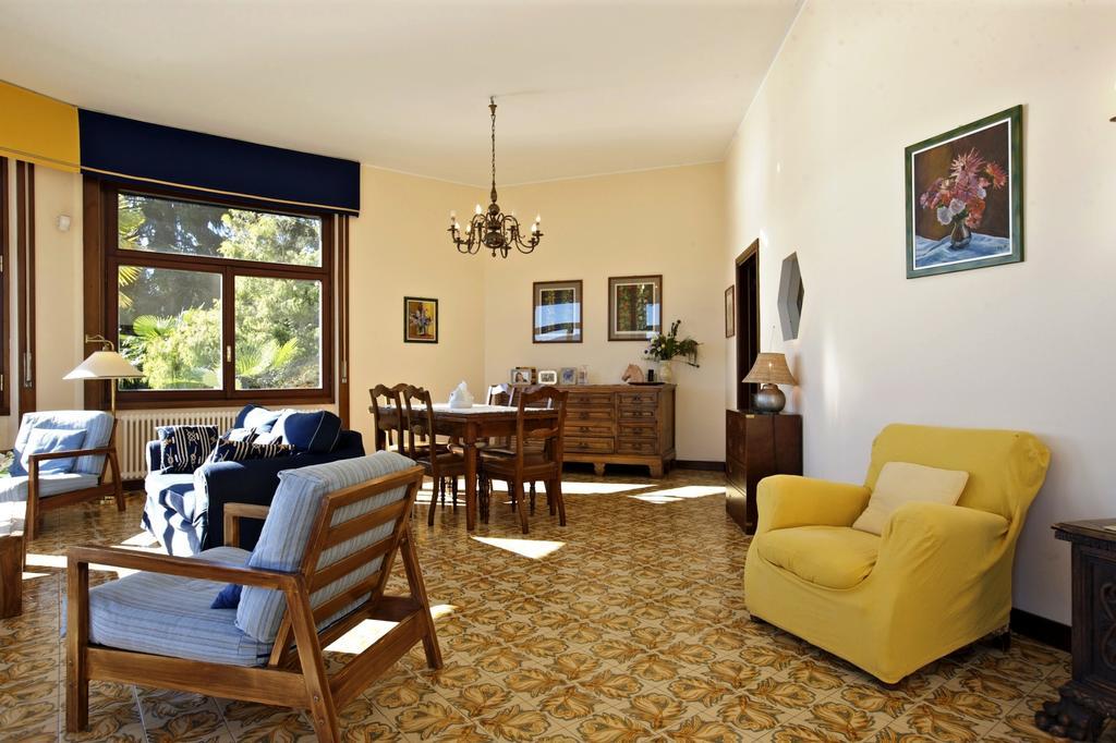 Villa Camelia Verbania Eksteriør bilde